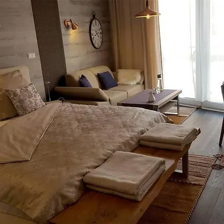 The Chic Downtown Nuance-the Palace * Оффенбах
